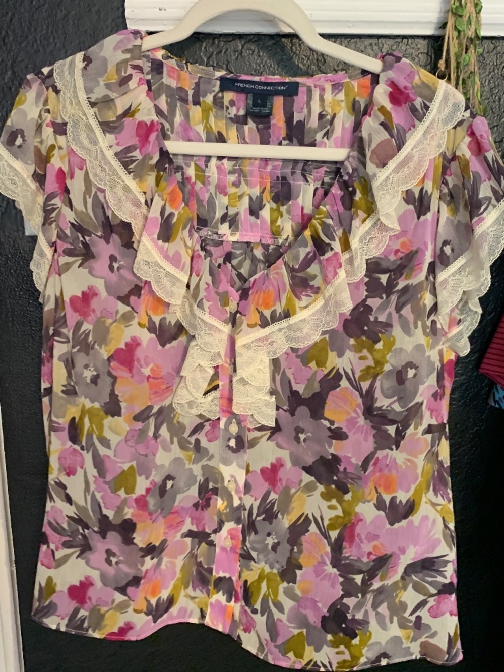 French Connection pink floral ruffle lace blouse sz L